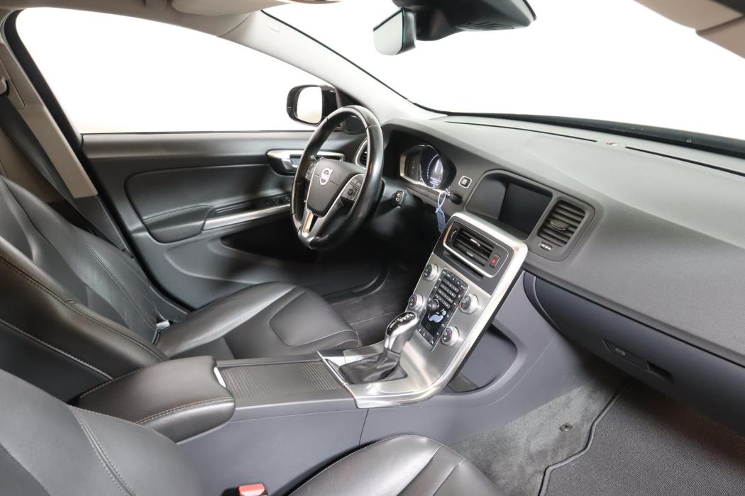 VOLVO V60 Cross Country 2018