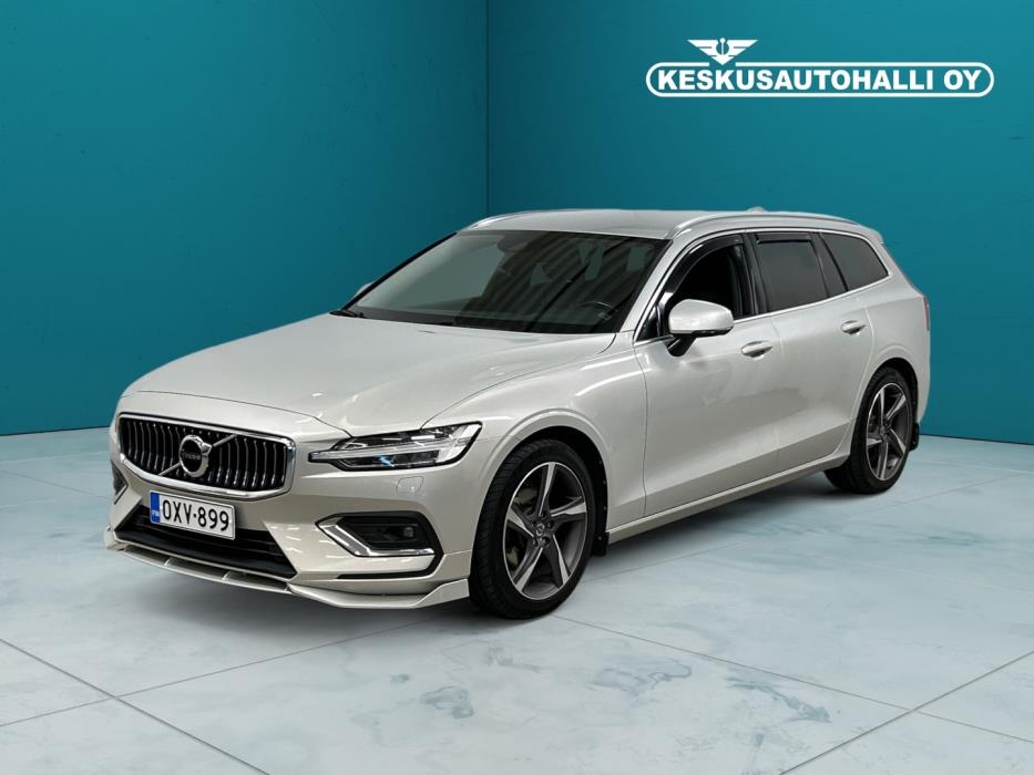 VOLVO V60 2021