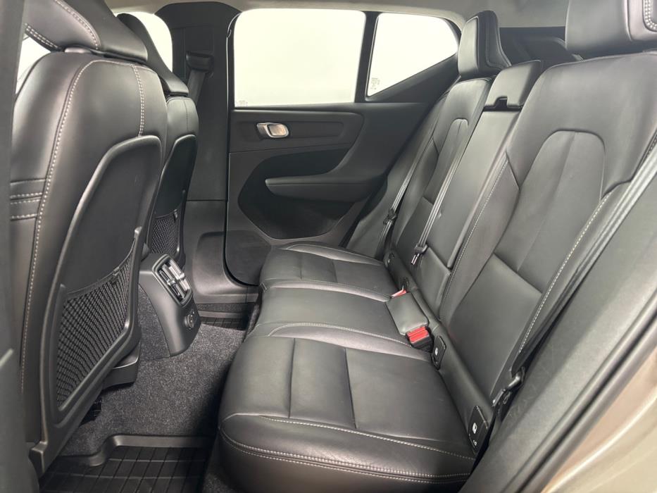 VOLVO XC40 2020