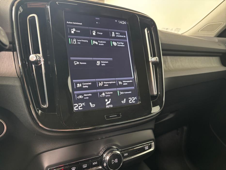 VOLVO XC40 2020