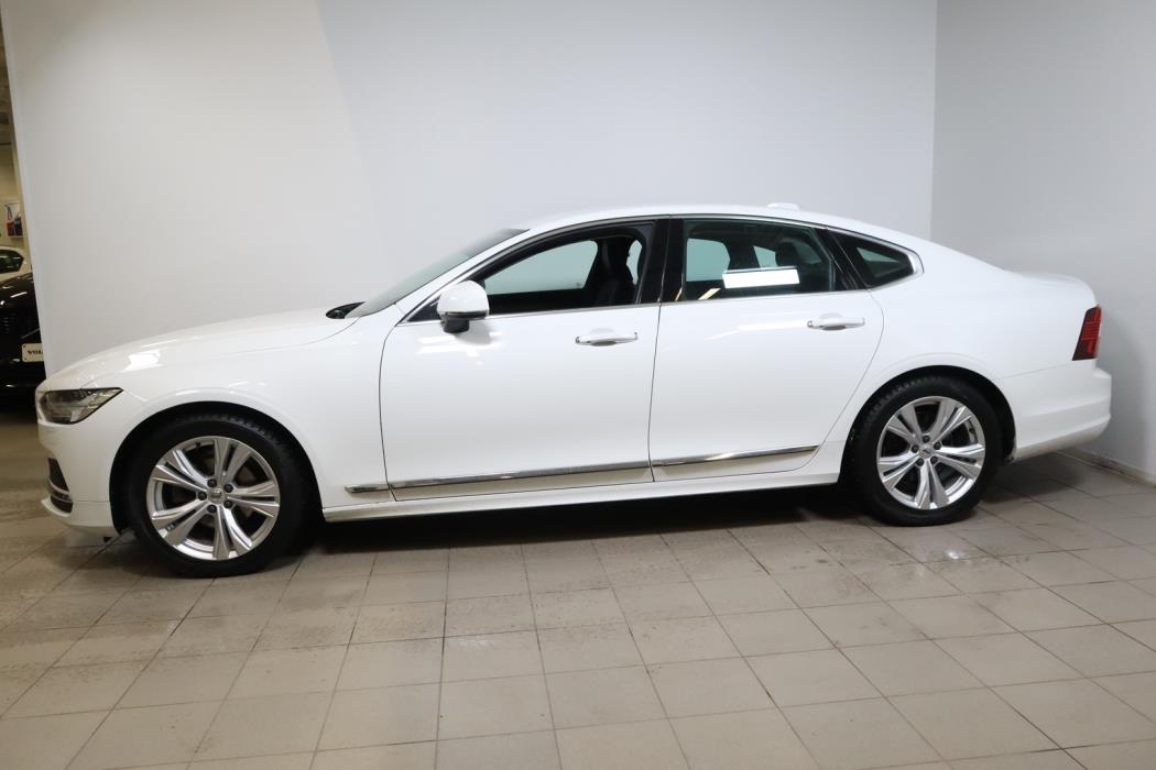 VOLVO S90 2021