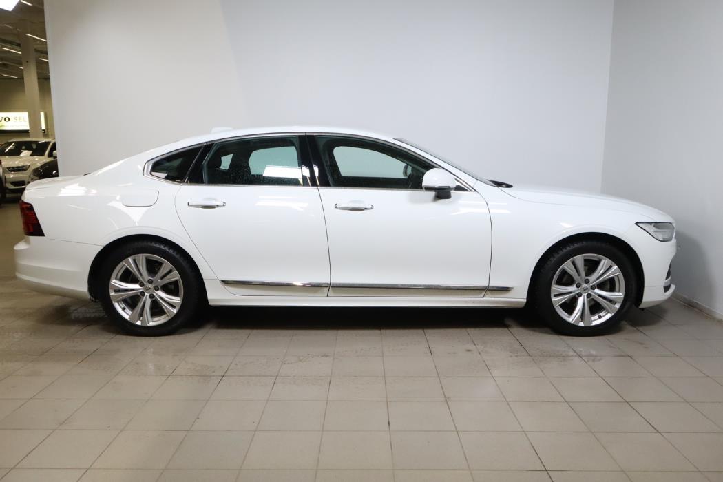 VOLVO S90 2021