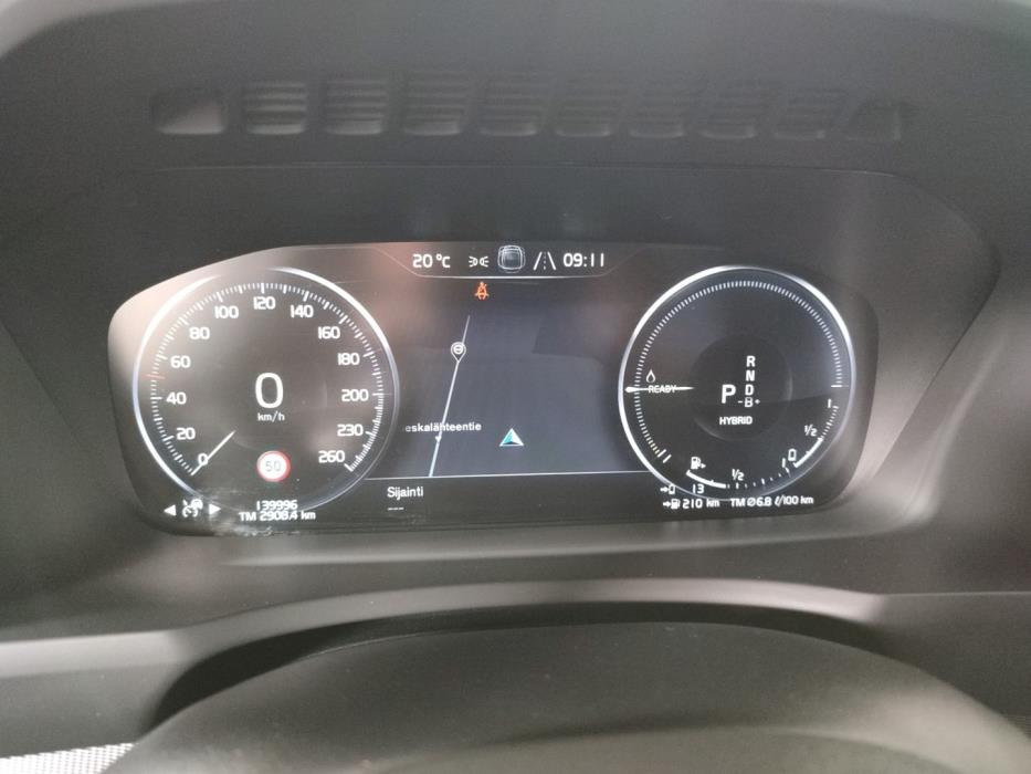 VOLVO XC90 2021