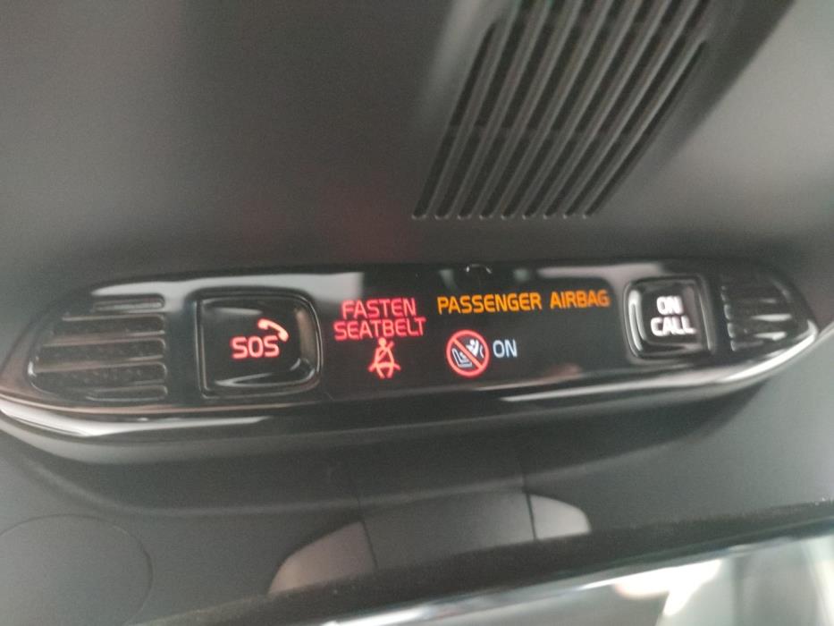 VOLVO XC90 2021