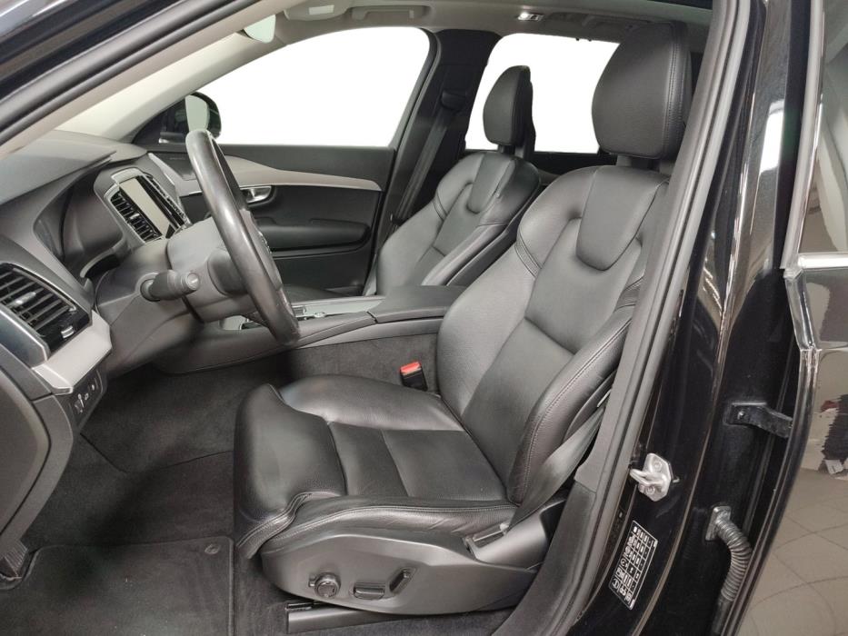 VOLVO XC90 2022