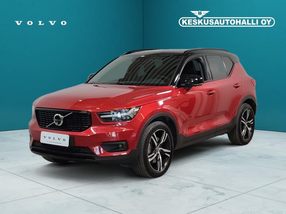VOLVO XC40 2021