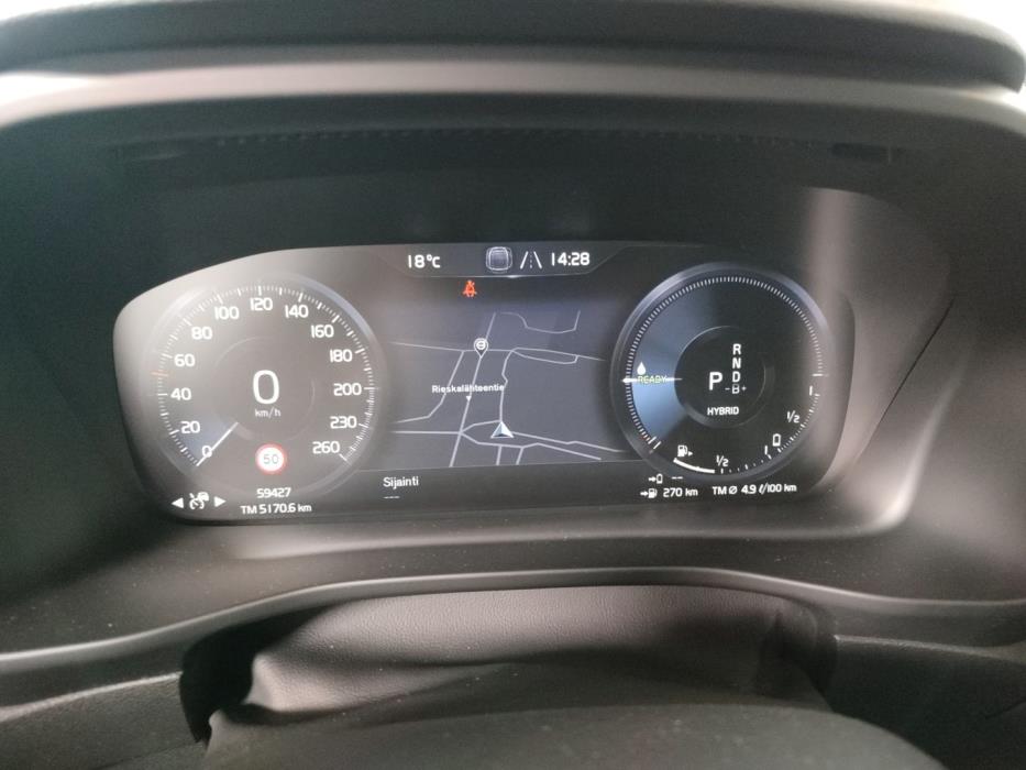 VOLVO XC40 2021