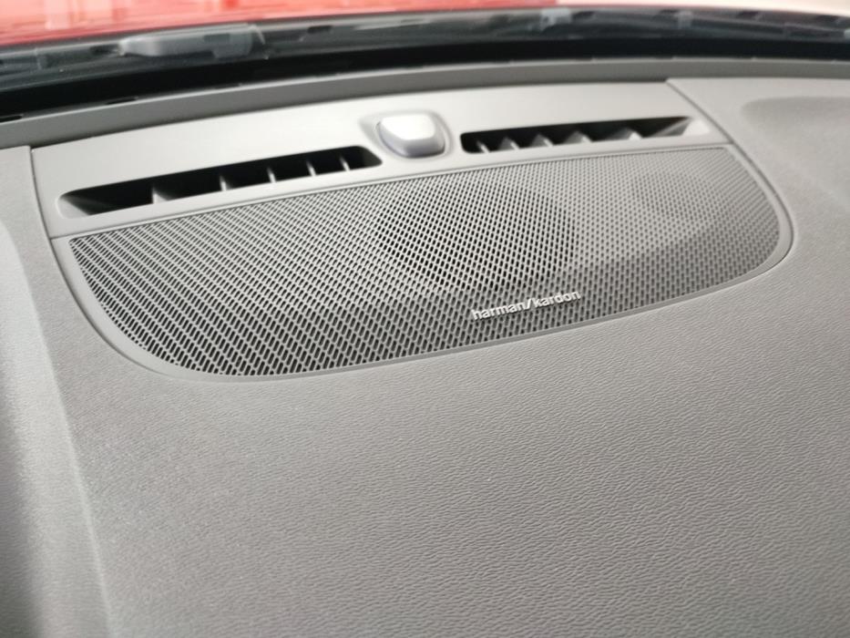 VOLVO XC40 2021