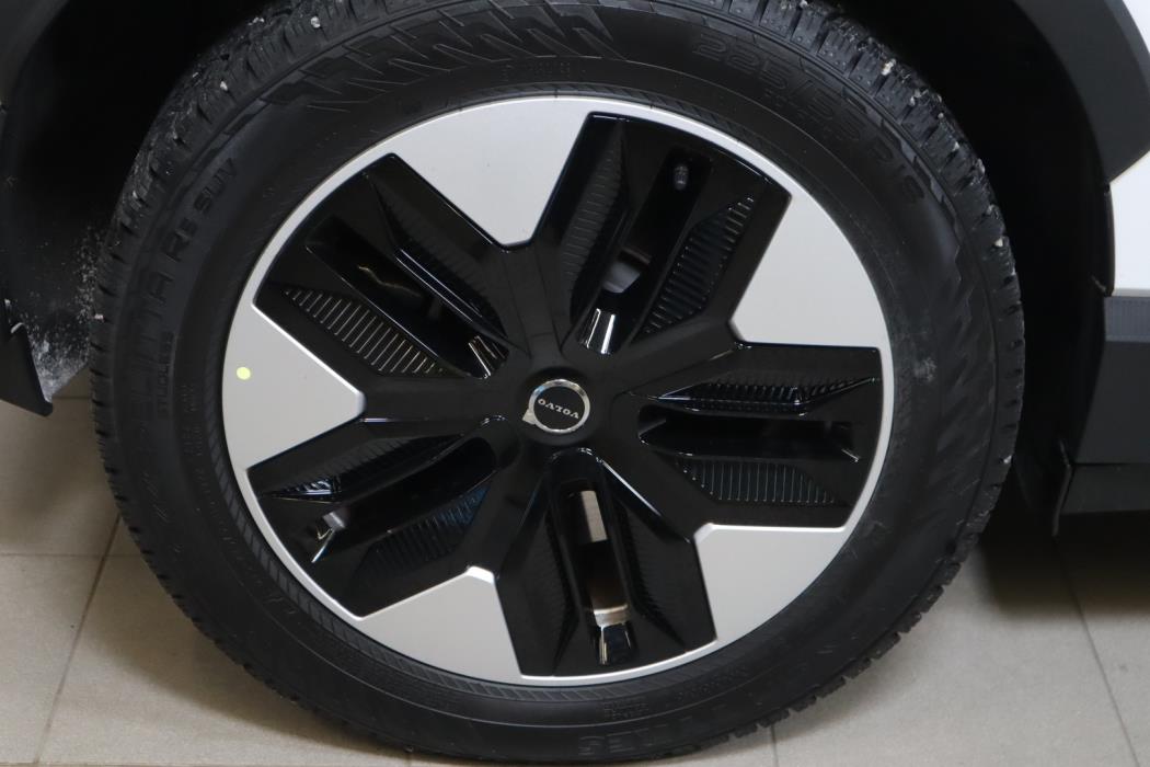 VOLVO EX30 Cross Country 2025