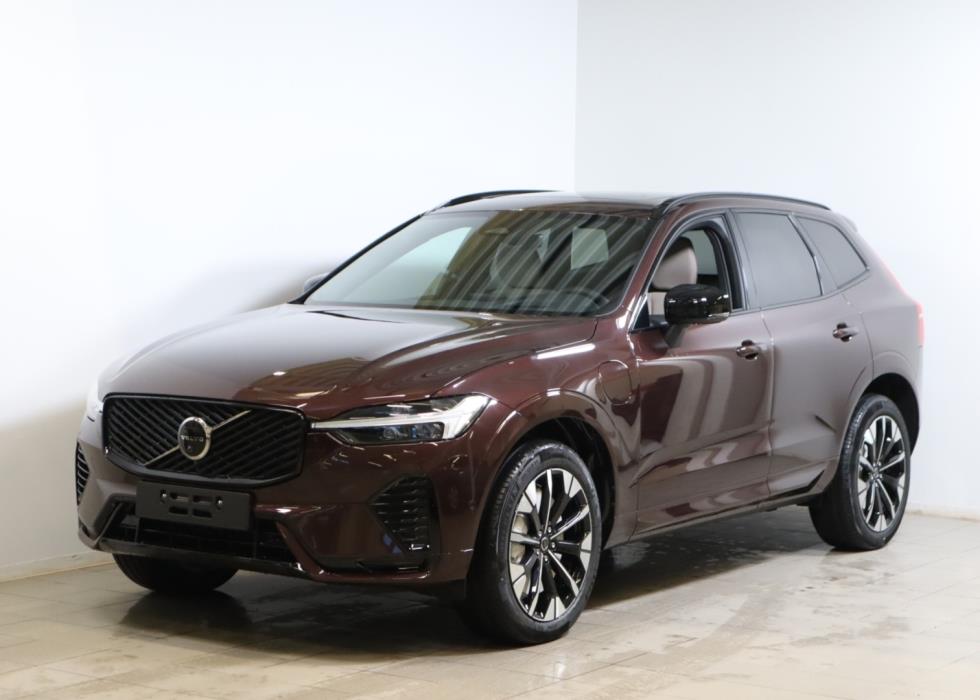 VOLVO XC60 2026