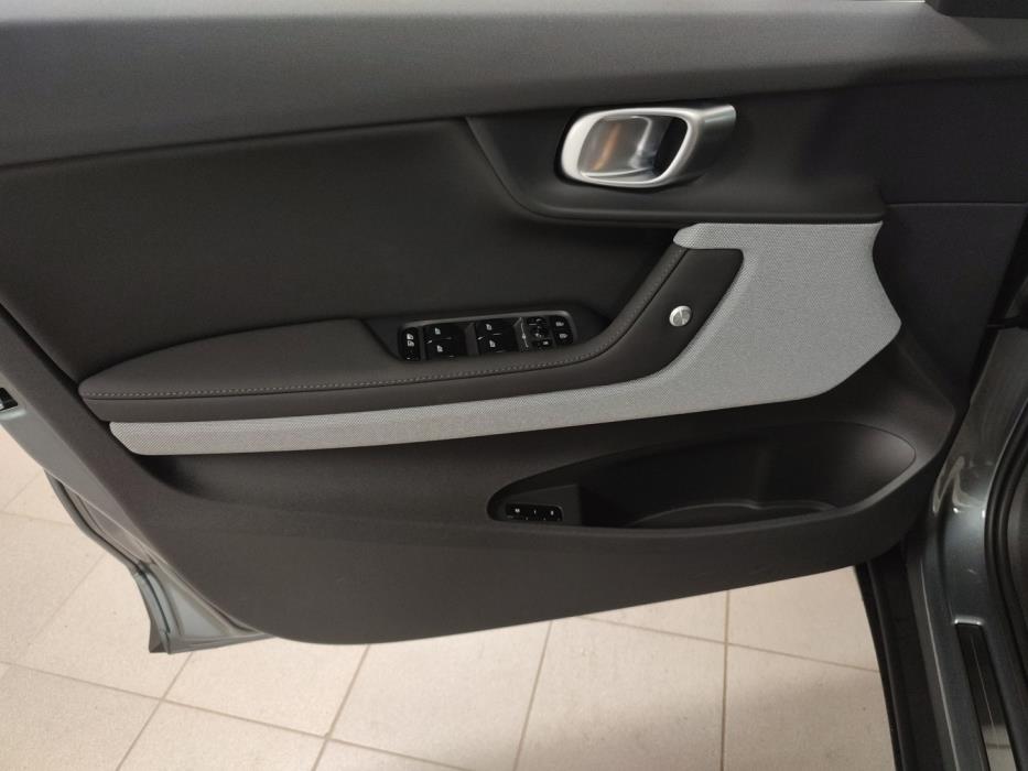 POLESTAR 2 2026