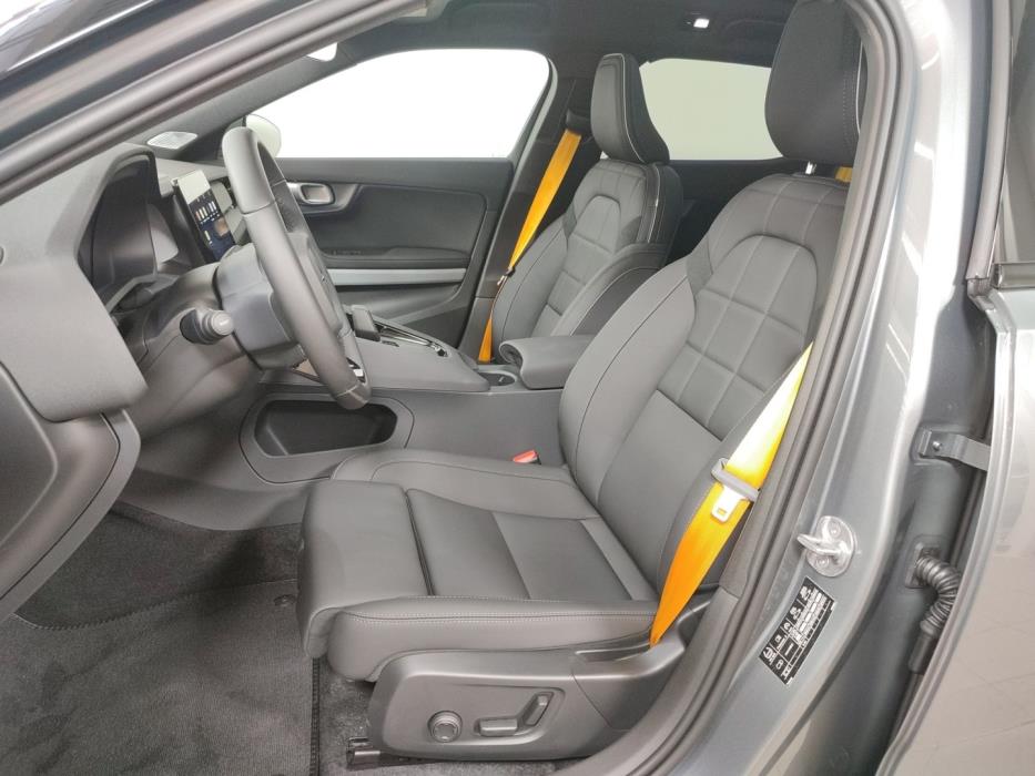 POLESTAR 2 2026