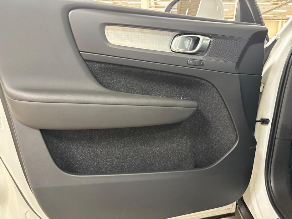 VOLVO XC40 2019