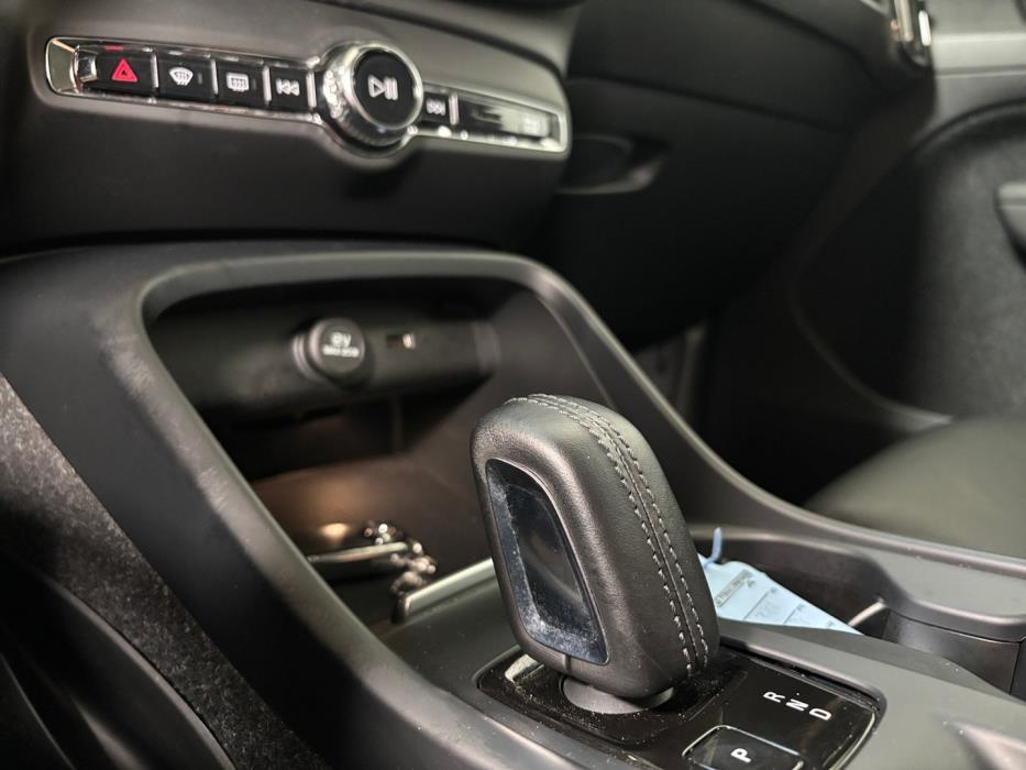 VOLVO XC40 2019