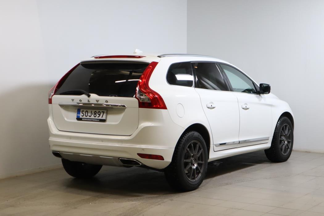 VOLVO XC60 2017