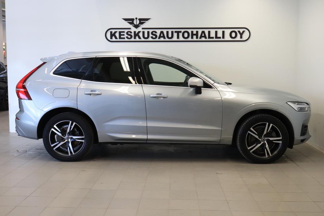VOLVO XC60 2019
