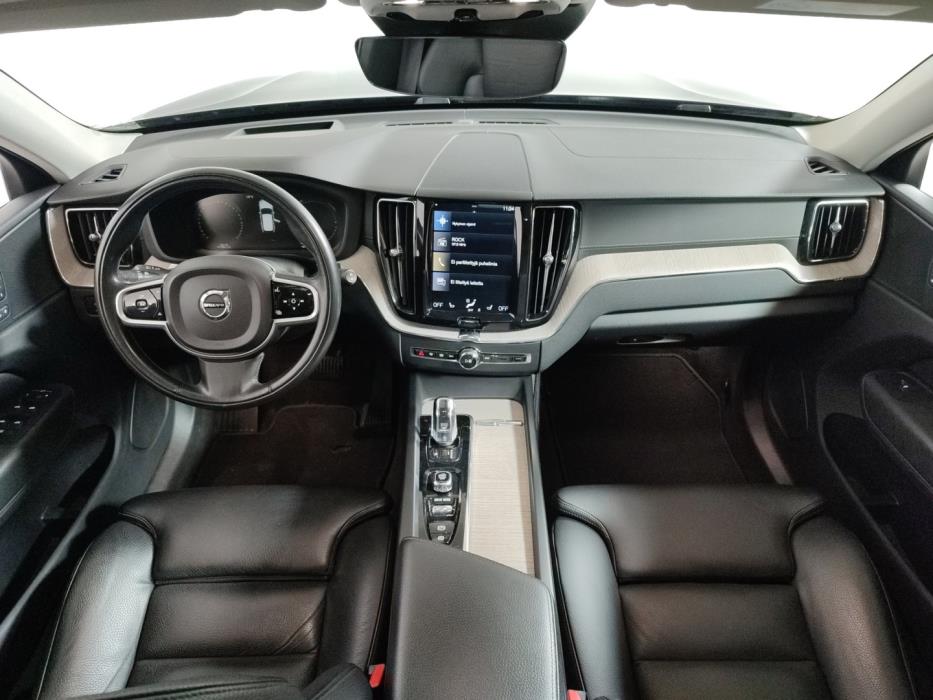 VOLVO XC60 2019
