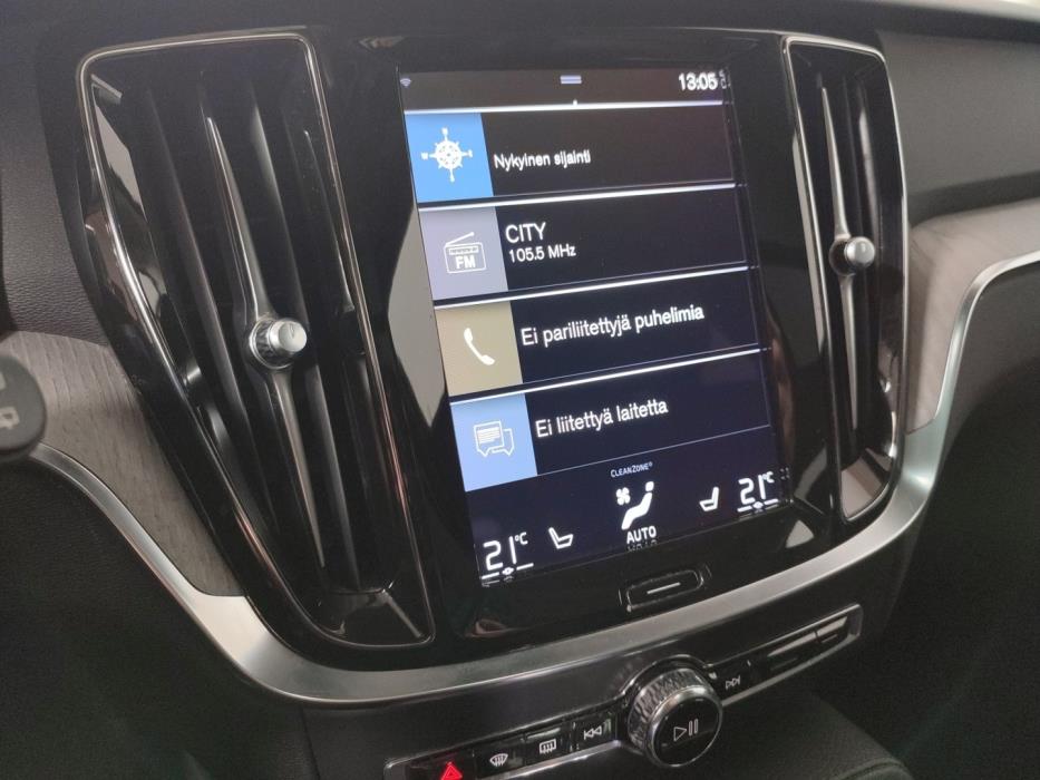 VOLVO V60 2021