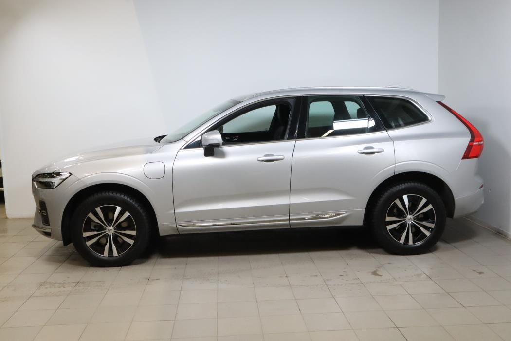 VOLVO XC60 2022
