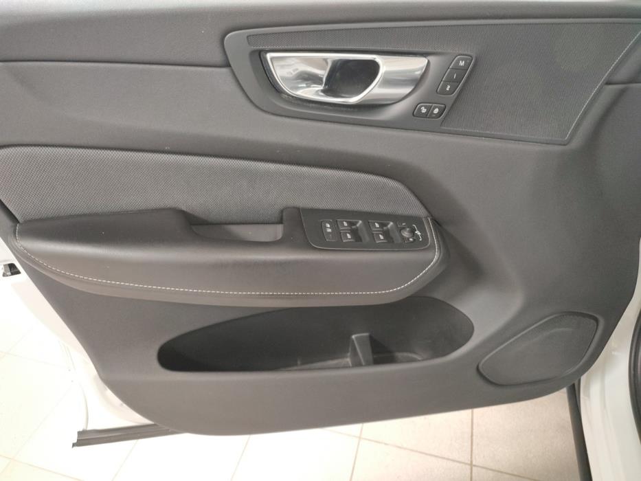 VOLVO XC60 2020
