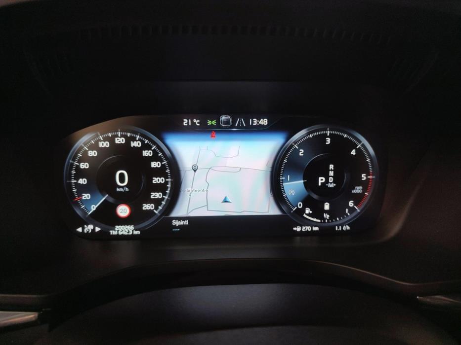 VOLVO XC60 2020