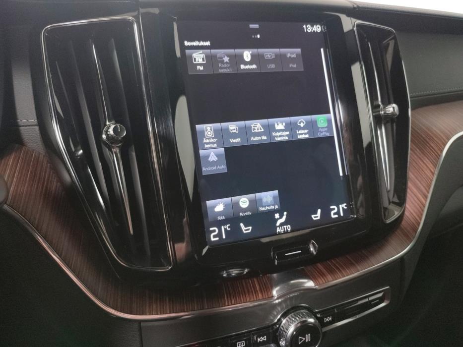 VOLVO XC60 2020