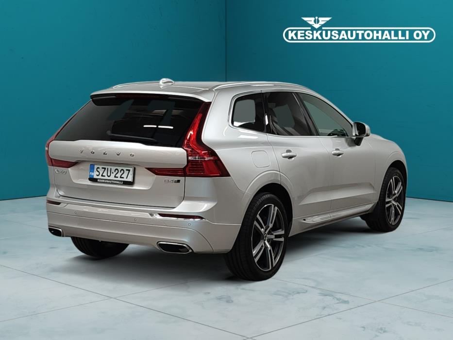 VOLVO XC60 2020