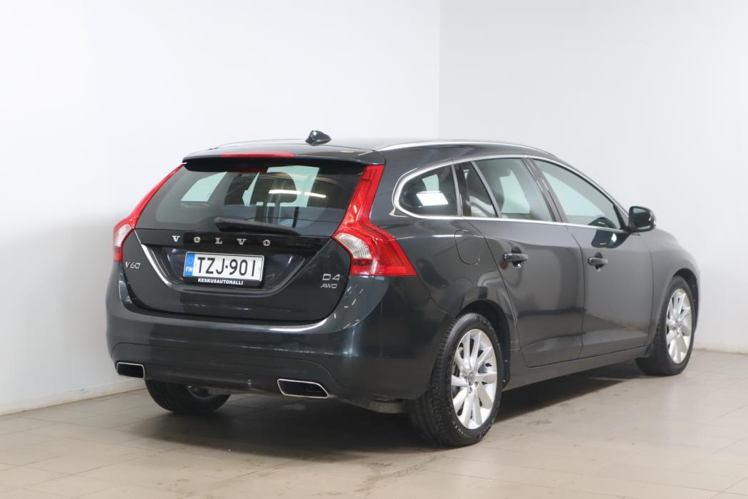 VOLVO V60 2014