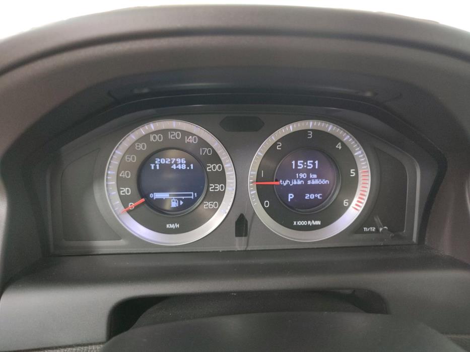 VOLVO XC60 2011