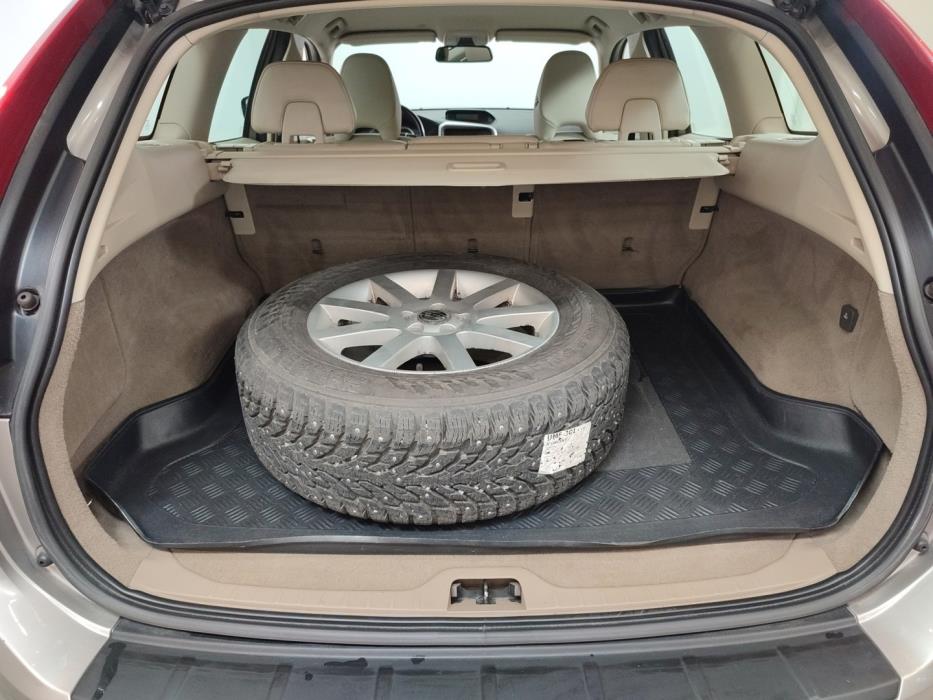VOLVO XC60 2011