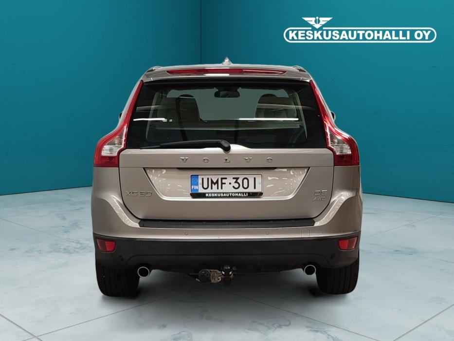 VOLVO XC60 2011