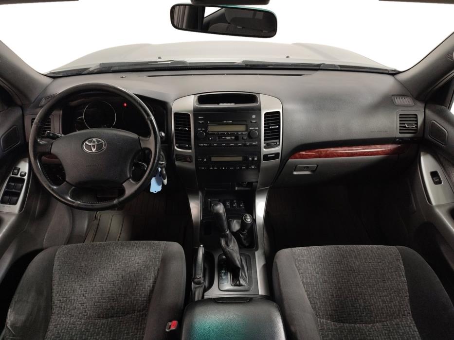 TOYOTA Land Cruiser 2006