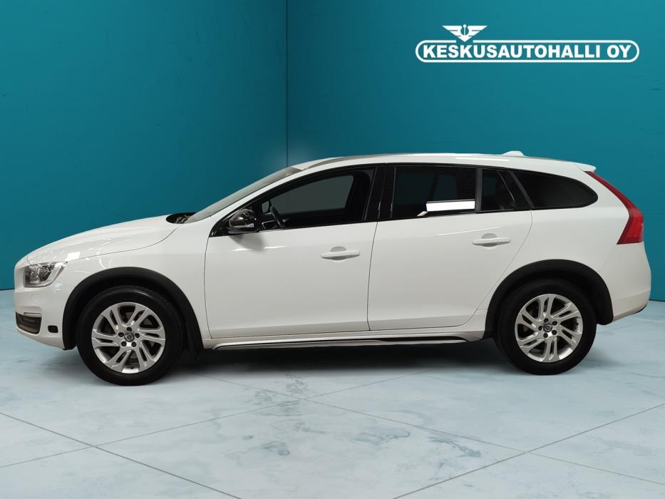 VOLVO V60 Cross Country 2016