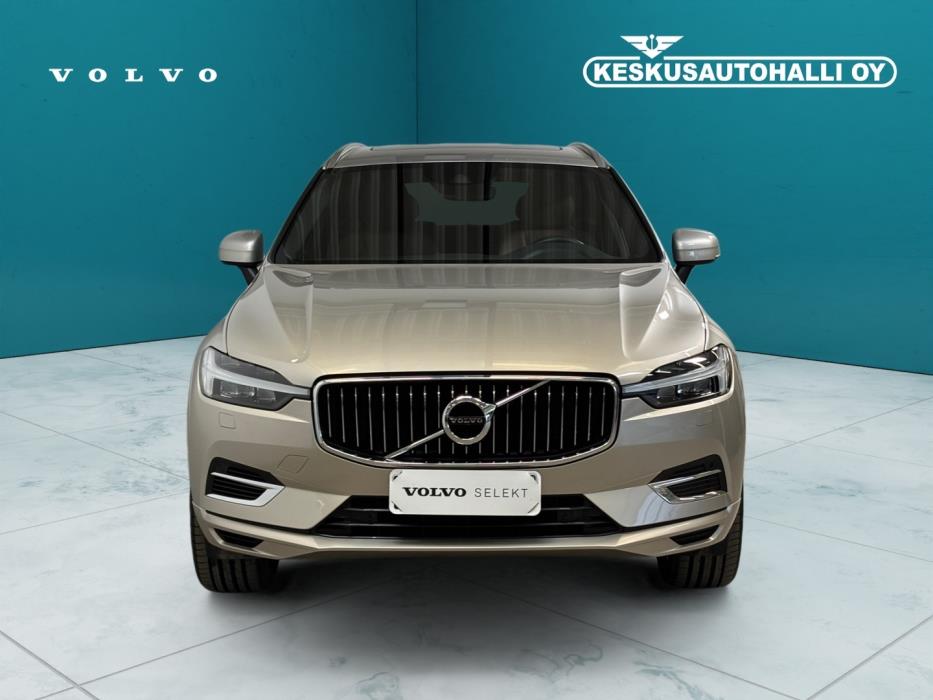 VOLVO XC60 2021
