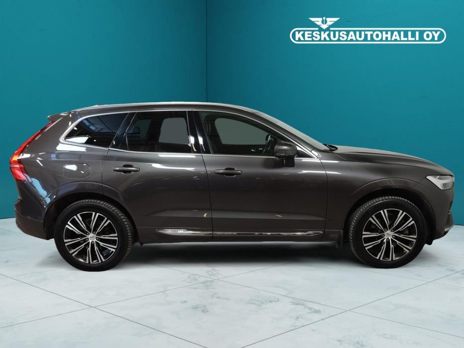 VOLVO XC60 2022