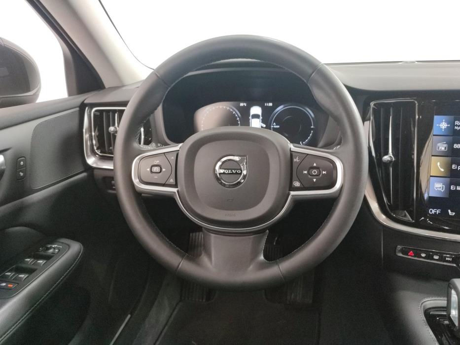 VOLVO V60 2022