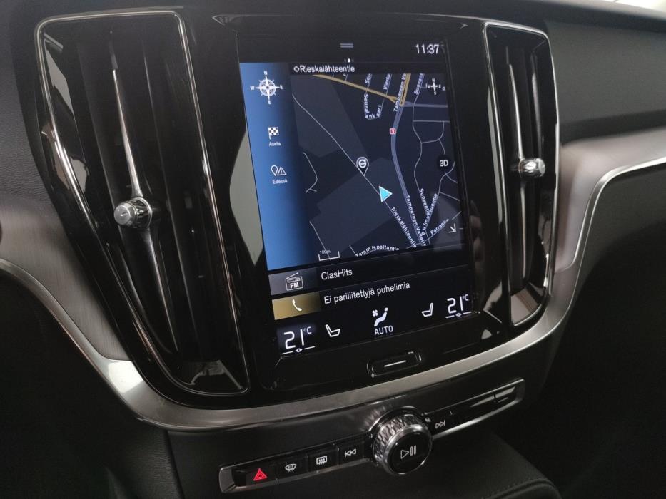 VOLVO V60 2022