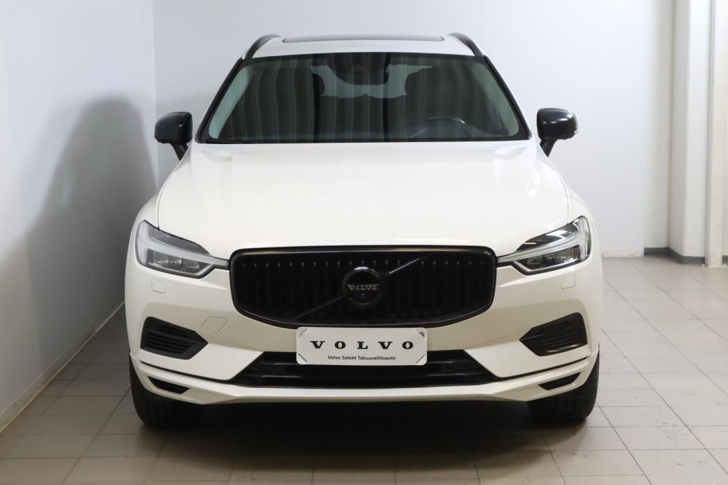 VOLVO XC60 2021