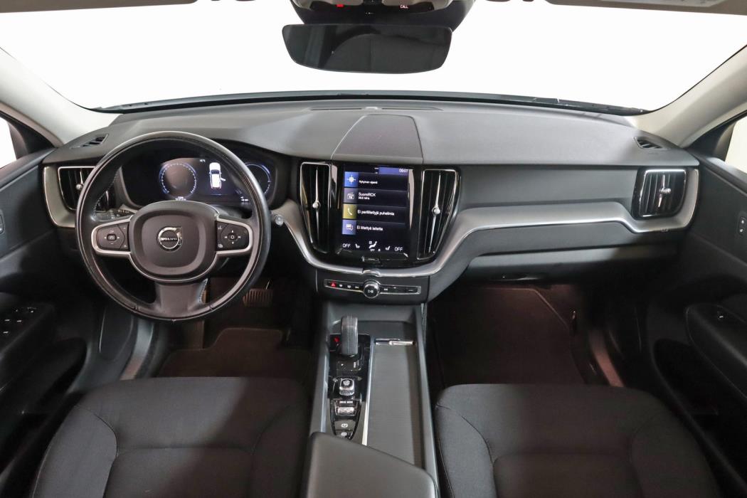 VOLVO XC60 2021