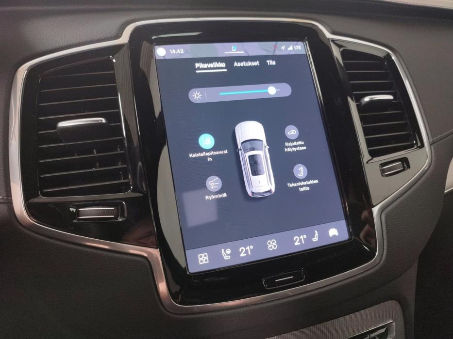 VOLVO XC90 2024