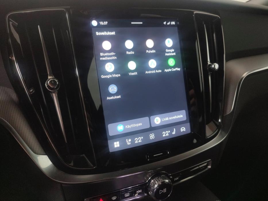 VOLVO V60 2025