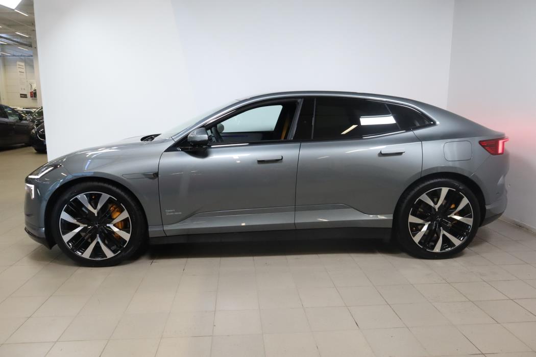 POLESTAR 4 2026
