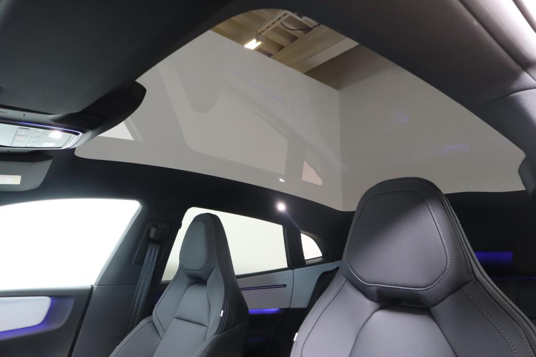 POLESTAR 4 2026