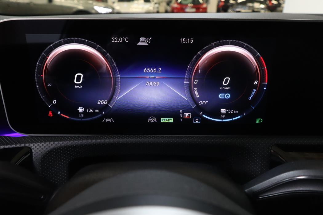 MERCEDES-BENZ A 2020