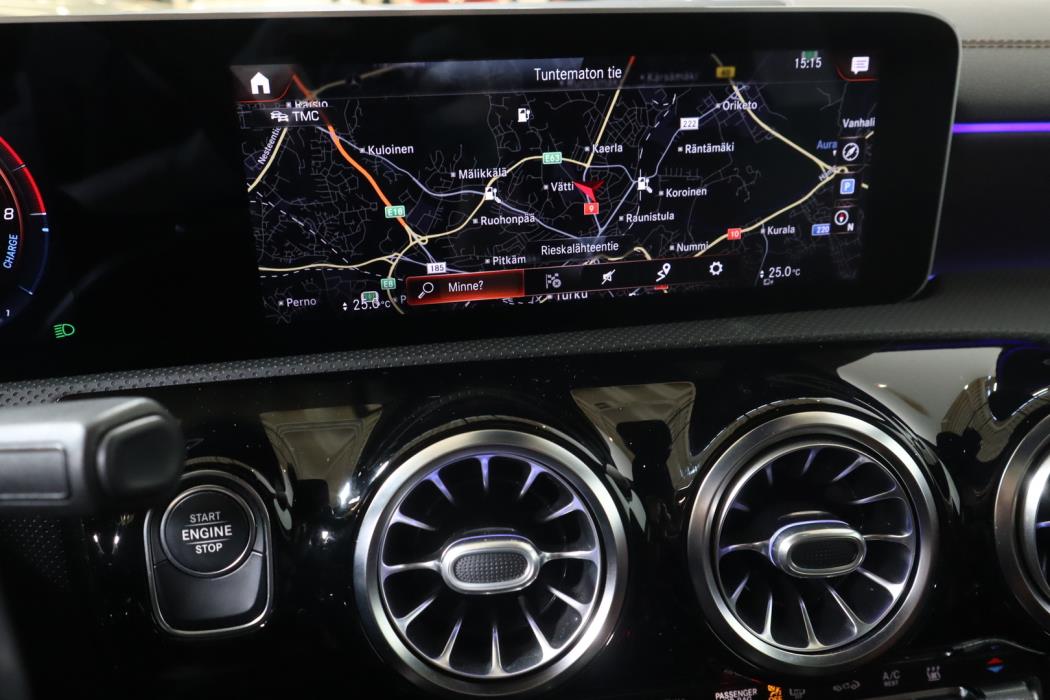 MERCEDES-BENZ A 2020