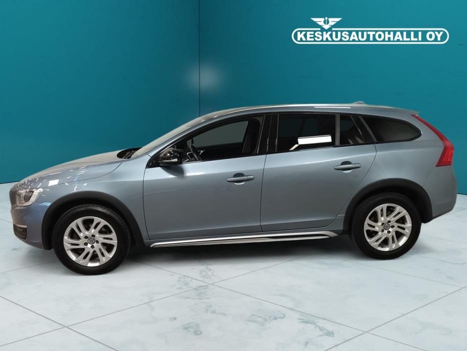 VOLVO V60 Cross Country 2018