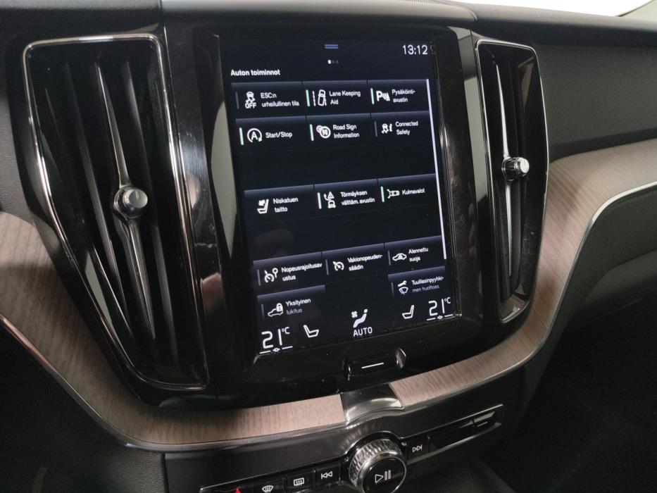 VOLVO XC60 2018