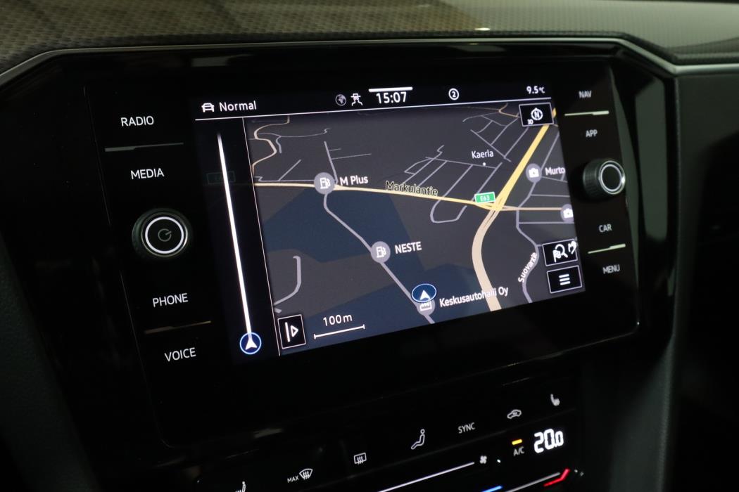 VOLKSWAGEN Passat 2022