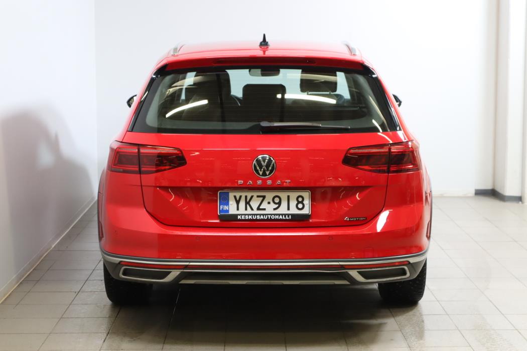 VOLKSWAGEN Passat 2022