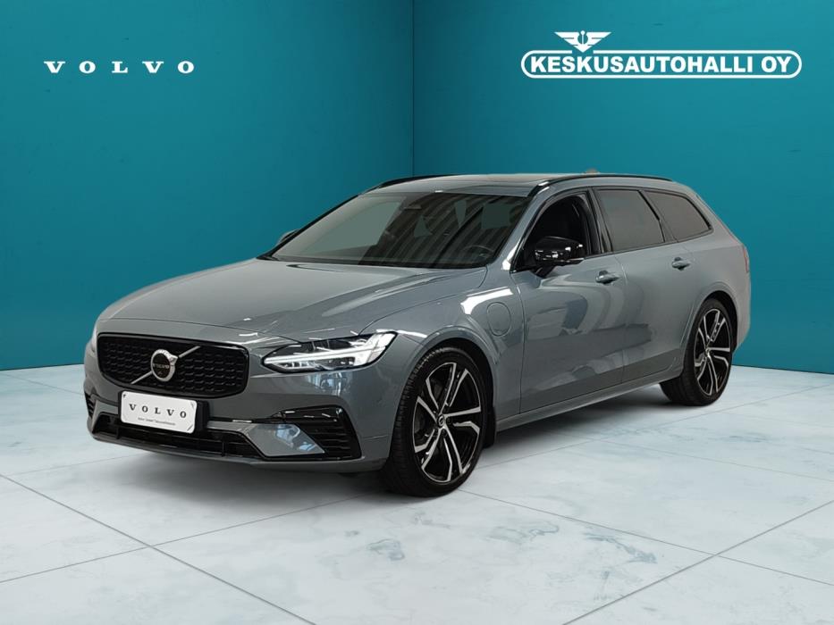 VOLVO V90 2022